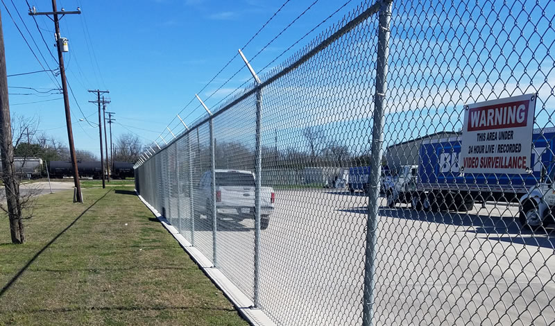 chain link fencing